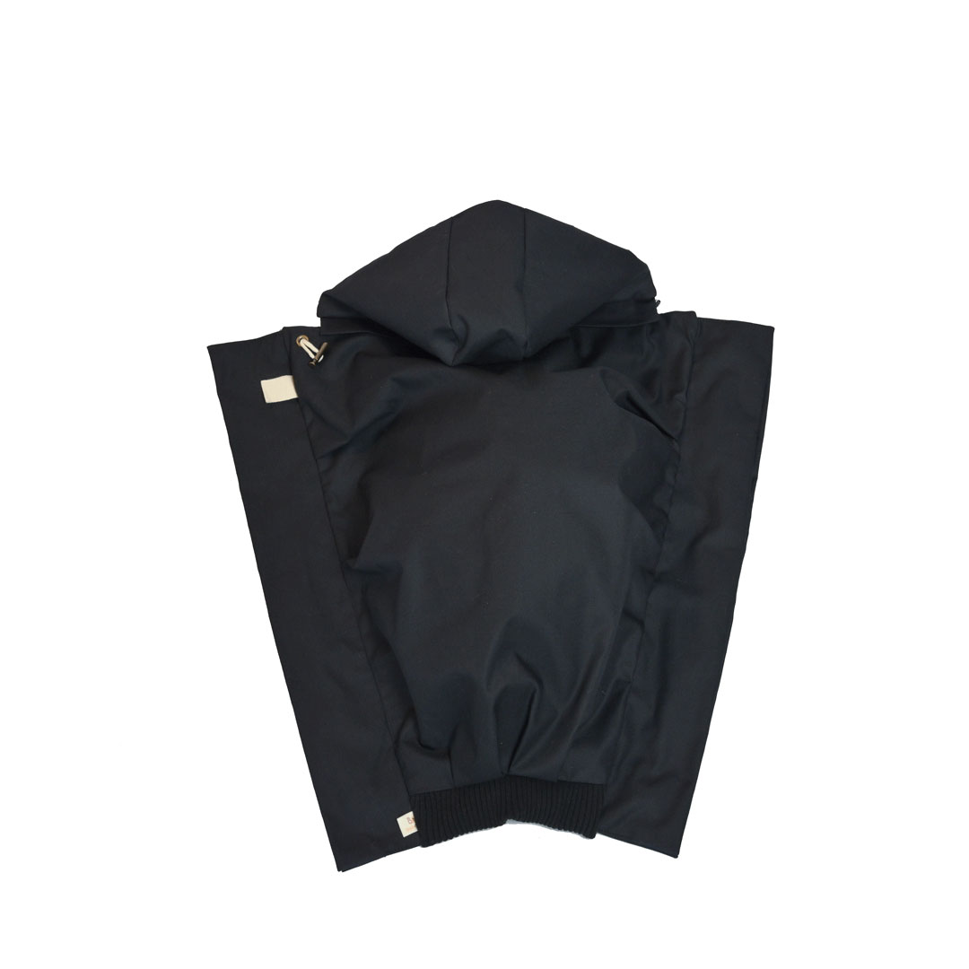extension de manteau pour bébé vu du côté extérieur impermeable noir